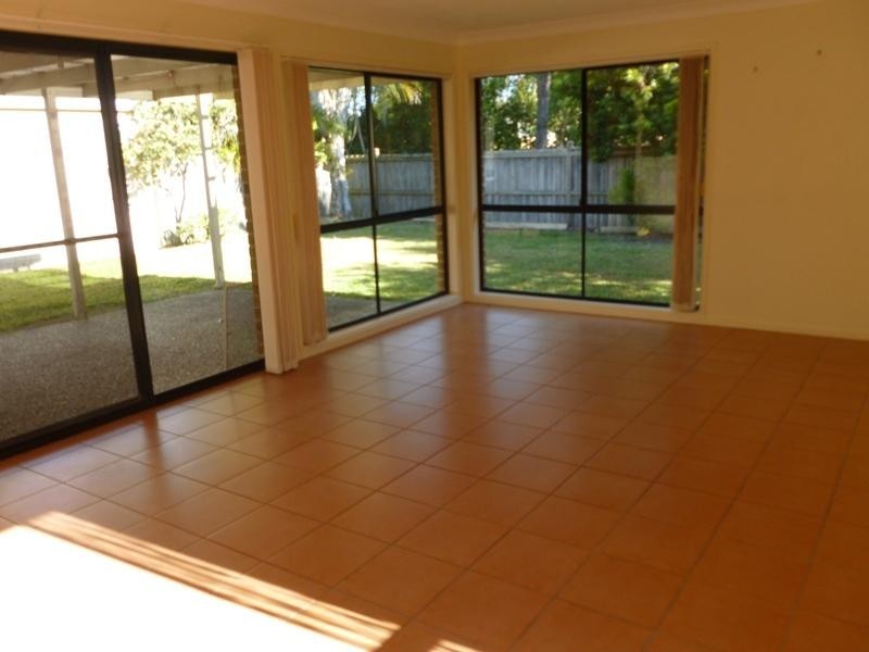 11 Phoenix Circuit, Sippy Downs QLD 4556