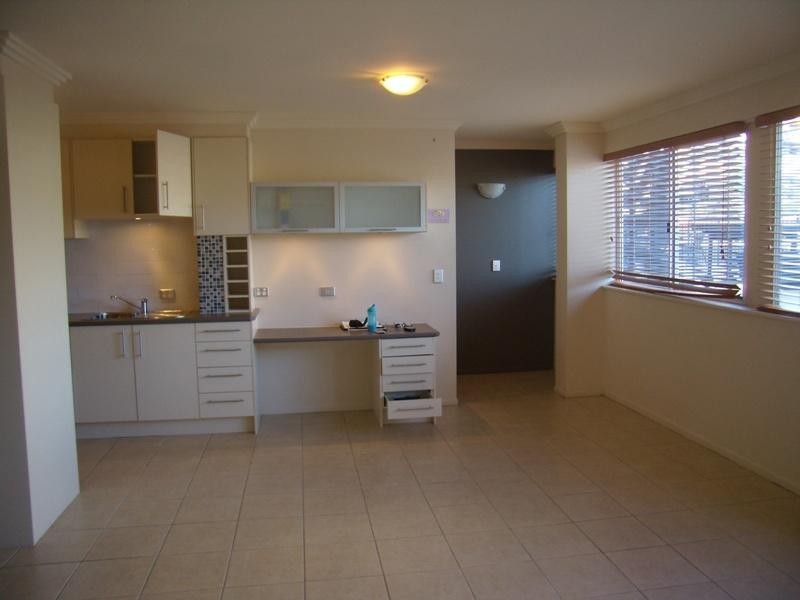 4/26 River Esplanade, Mooloolaba QLD 4557