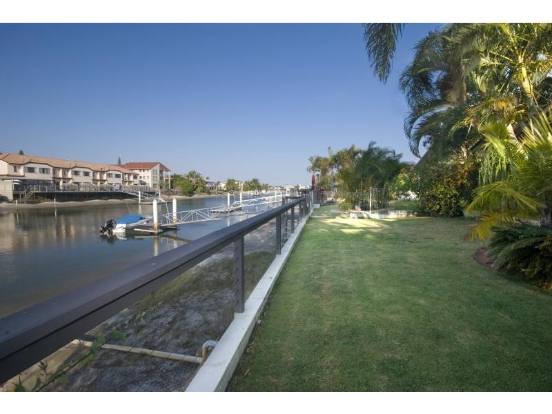 34 Balyarta Crescent, Mooloolaba QLD 4557