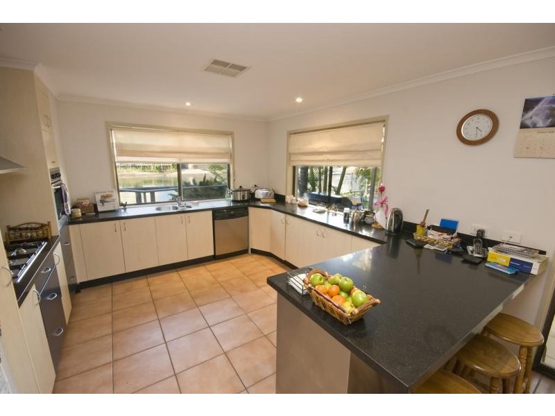 34 Balyarta Crescent, Mooloolaba QLD 4557