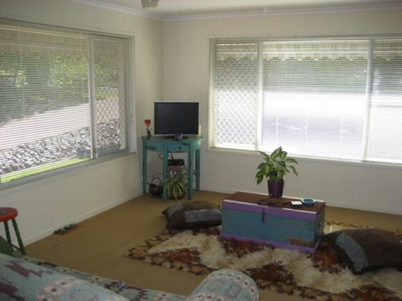11 Tombarra Street, Mooloolaba QLD 4557