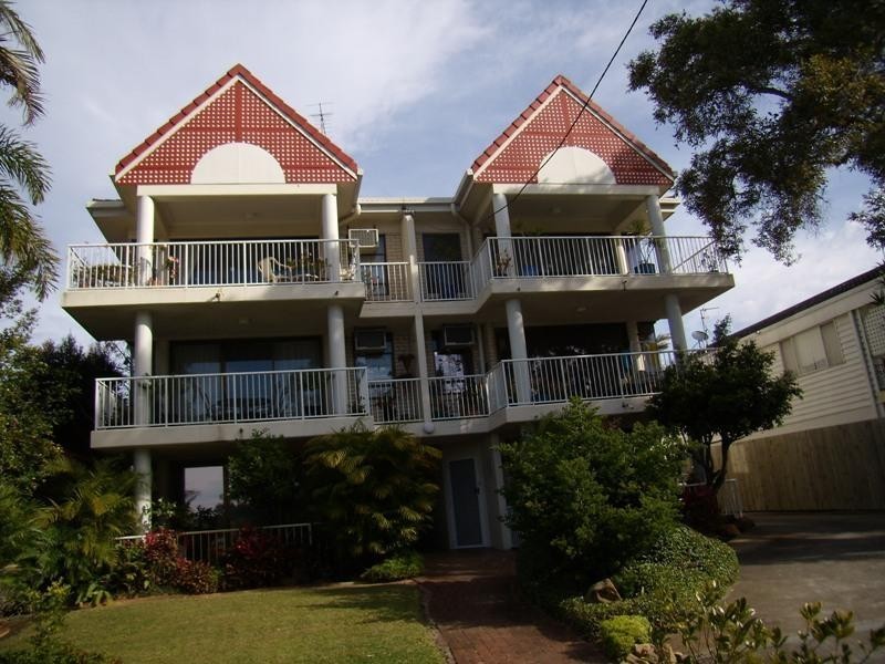 2/167 Bradman Avenue, Maroochydore QLD 4558