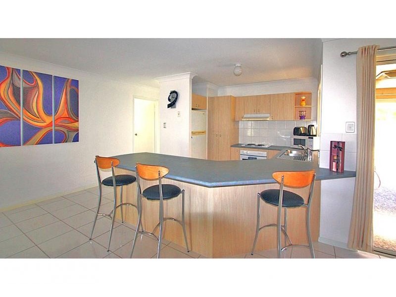 12 Honeymyrtle Court, Mountain Creek QLD 4557