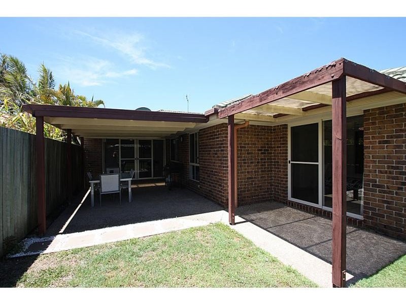 12 Honeymyrtle Court, Mountain Creek QLD 4557