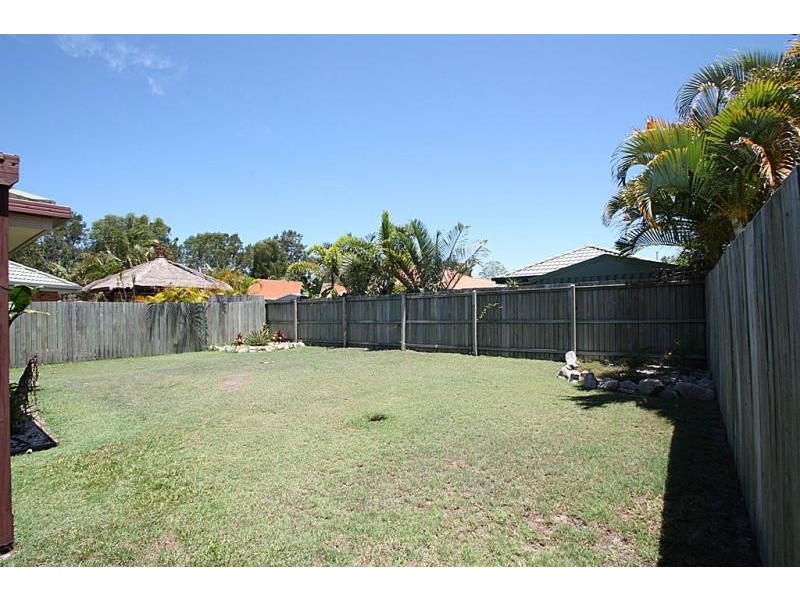 12 Honeymyrtle Court, Mountain Creek QLD 4557