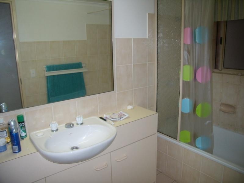 3/2 Camfield Street, Alexandra Headland QLD 4572