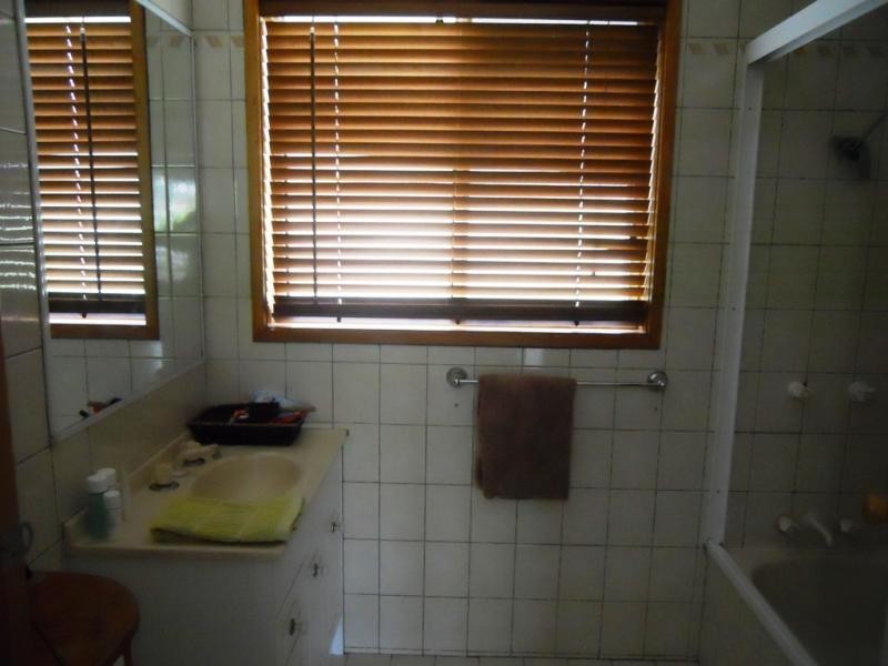 53 Yakola Parade, Alexandra Headland QLD 4572