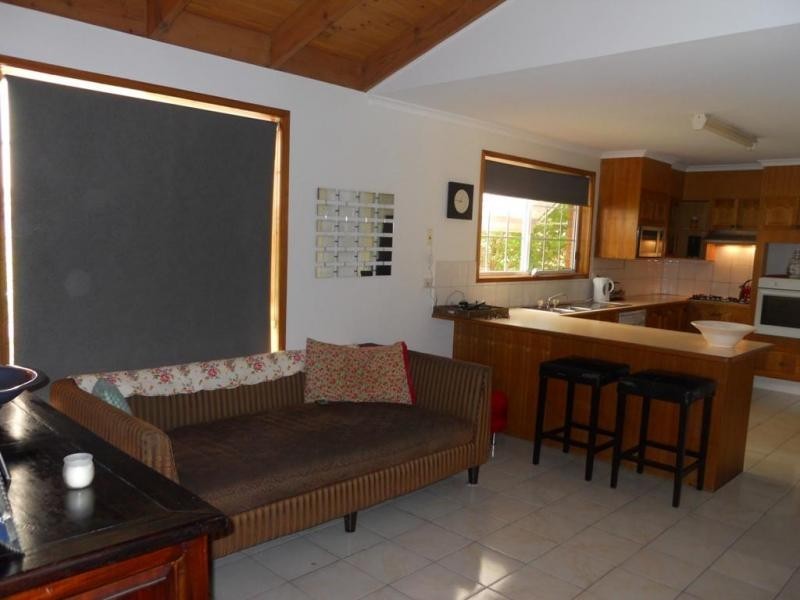 53 Yakola Parade, Alexandra Headland QLD 4572