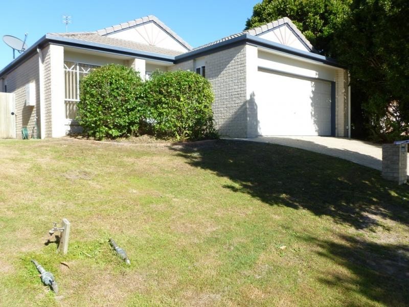 8 Honeymyrtle Court, Mountain Creek QLD 4557