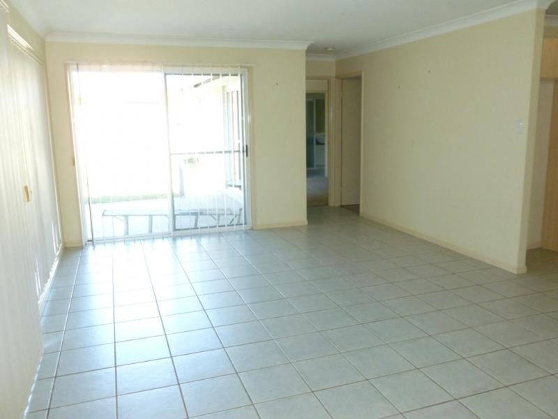 8 Honeymyrtle Court, Mountain Creek QLD 4557