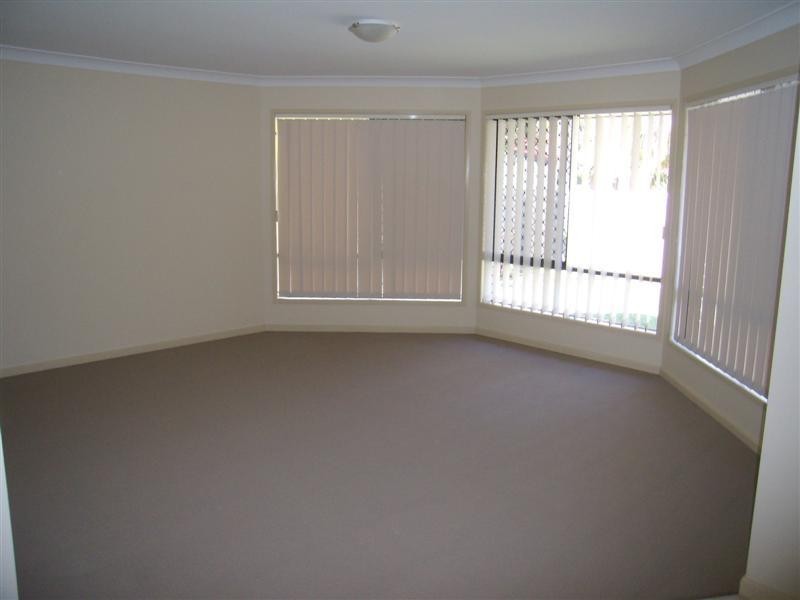 18 Baltimore Place, Kuluin QLD 4558