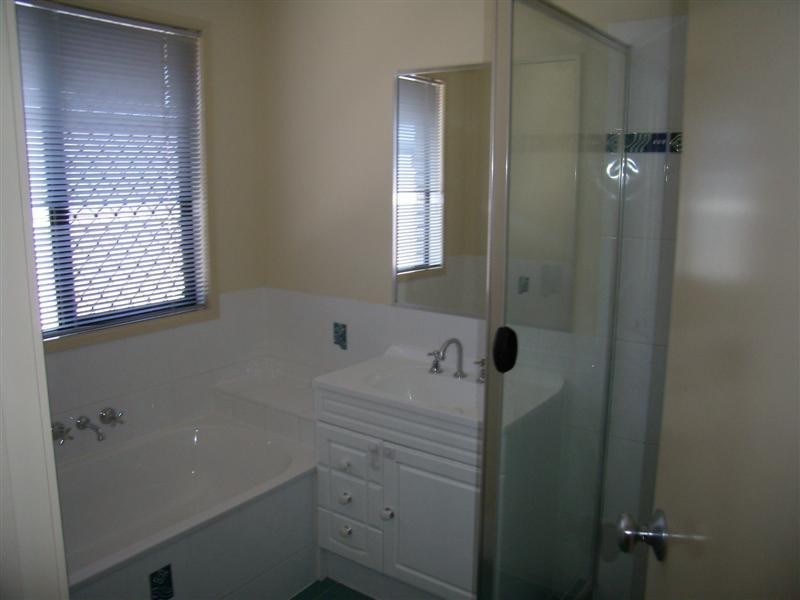 18 Baltimore Place, Kuluin QLD 4558