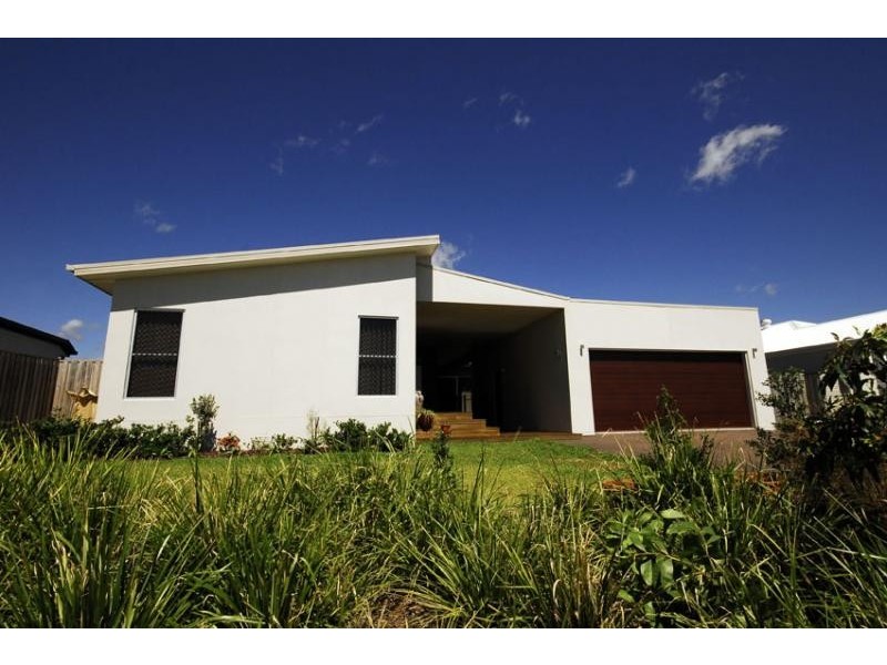 41 Lark Circuit, Mountain Creek QLD 4557