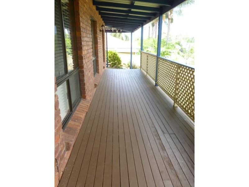 4 Lentara Street, Mooloolaba QLD 4557