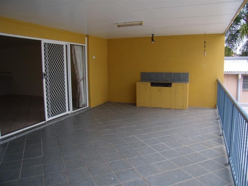 2/267 Bradman Avenue, Maroochydore QLD 4558