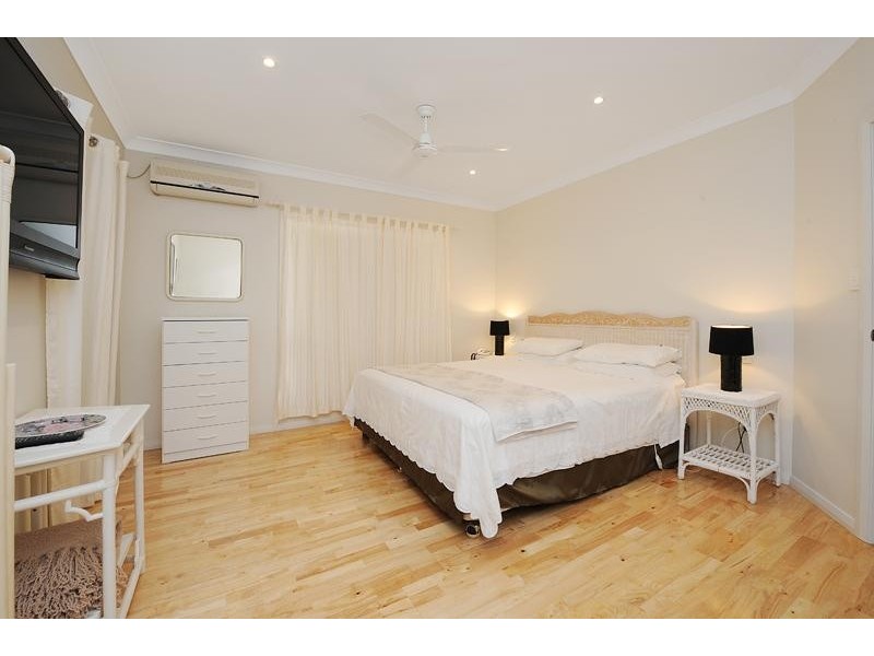 9 Kononda Crt, Mooloolaba QLD 4557
