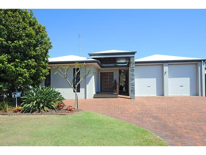 9 Kononda Crt, Mooloolaba QLD 4557