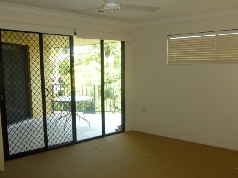 35 Oloway Crescent, Alexandra Headland QLD 4572