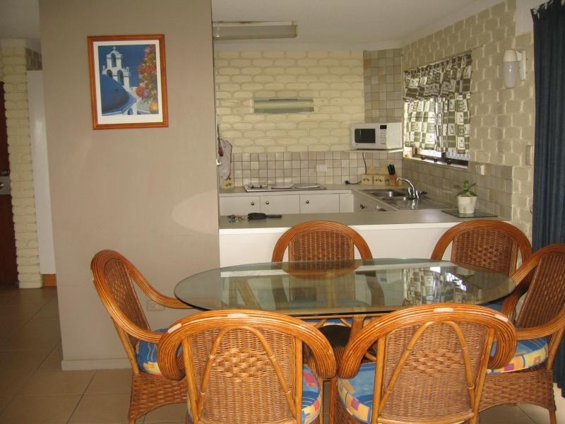 1/132 Alexandra Parade, Alexandra Headland QLD 4572