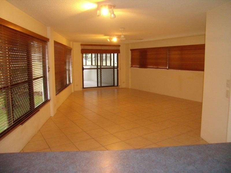 1/52 Parkyn Parade, Mooloolaba QLD 4557