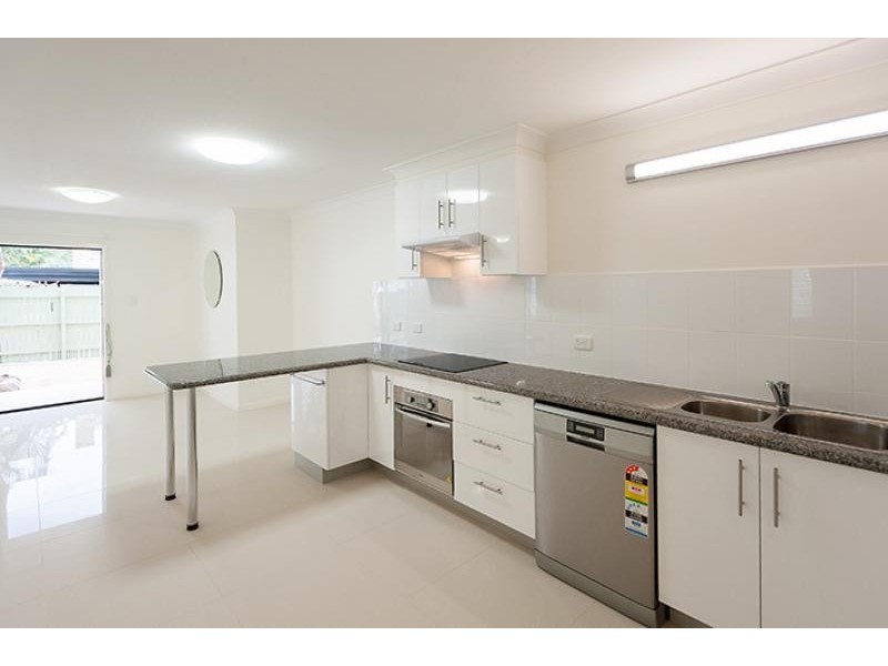 1-4/18 Muraban Street, Mooloolaba QLD 4557