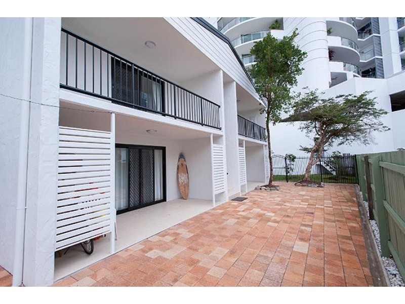 1-4/18 Muraban Street, Mooloolaba QLD 4557
