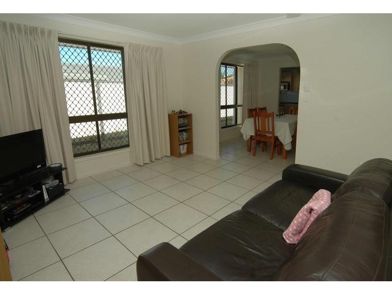 4 Candlewood Close, Mooloolaba QLD 4557