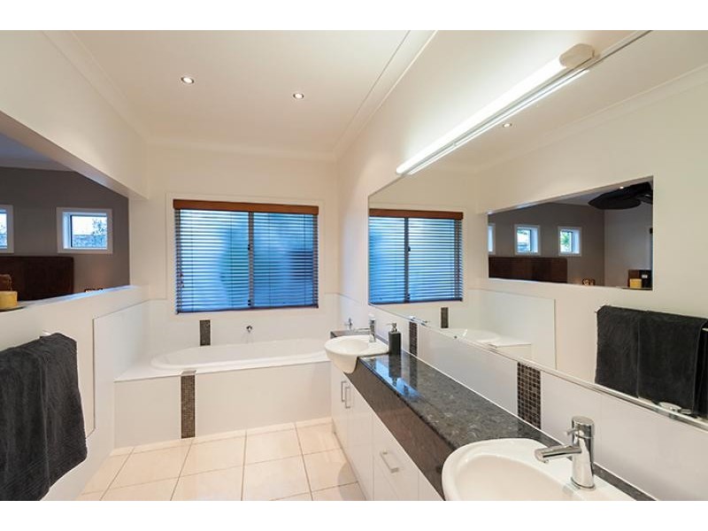 15 Boobook Court, Buderim QLD 4556
