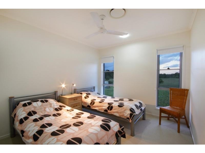 9 Nevis, Parrearra QLD 4575