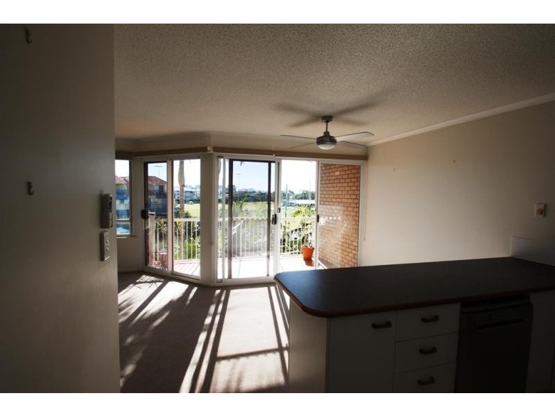 10/35 Fifth Avenue, Maroochydore QLD 4558