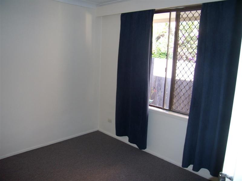 2/31 Edward Street, Alexandra Headland QLD 4572