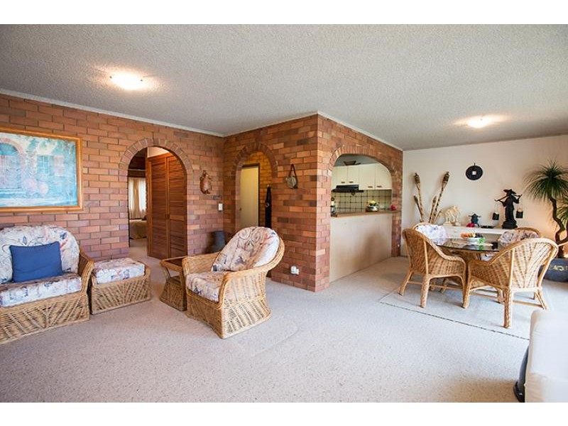 4/5 Barooga Crescent, Mooloolaba QLD 4557