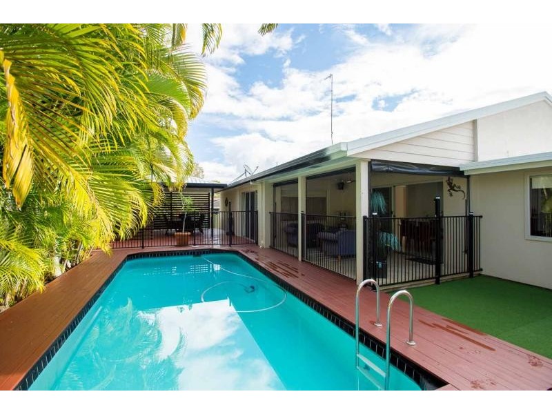 35 Brentwood Avenue, Mooloolaba QLD 4557