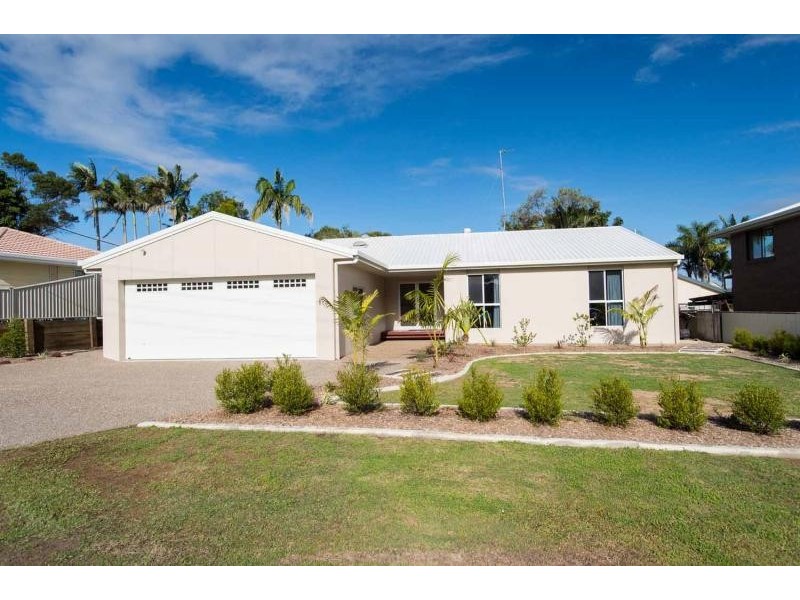 35 Brentwood Avenue, Mooloolaba QLD 4557