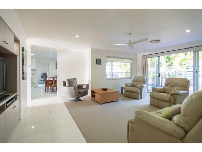 35 Brentwood Avenue, Mooloolaba QLD 4557