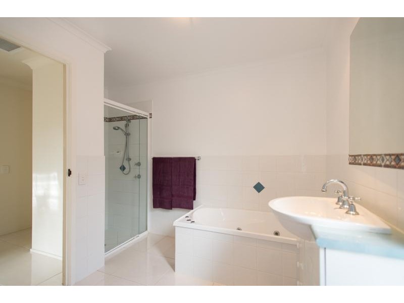 35 Brentwood Avenue, Mooloolaba QLD 4557