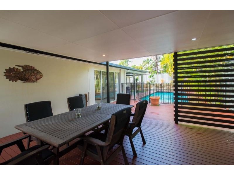 35 Brentwood Avenue, Mooloolaba QLD 4557