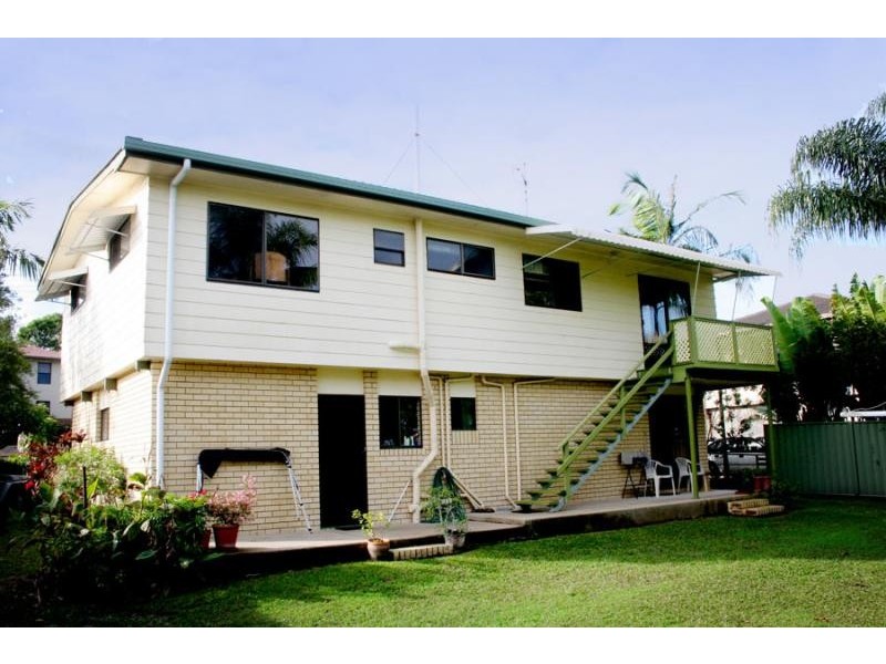 7 Anthony Avenue, Mooloolaba QLD 4557