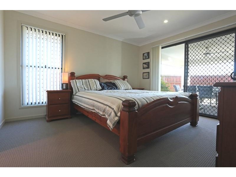 2 Holloway Street, Mountain Creek QLD 4557