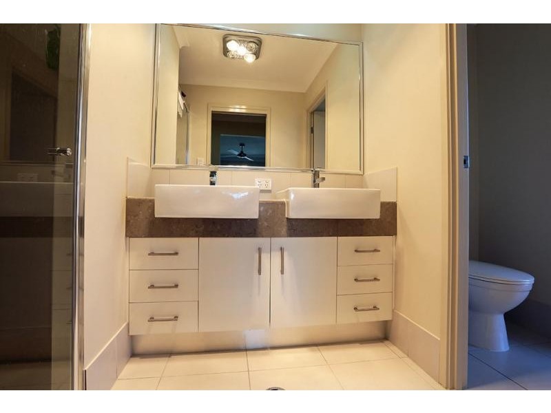 2 Holloway Street, Mountain Creek QLD 4557