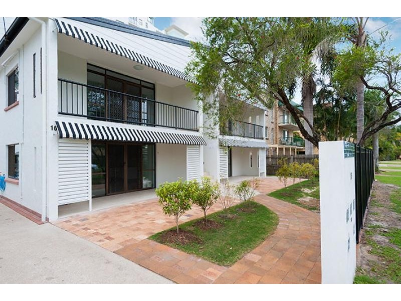 1/16 Muraban Street, Mooloolaba QLD 4557