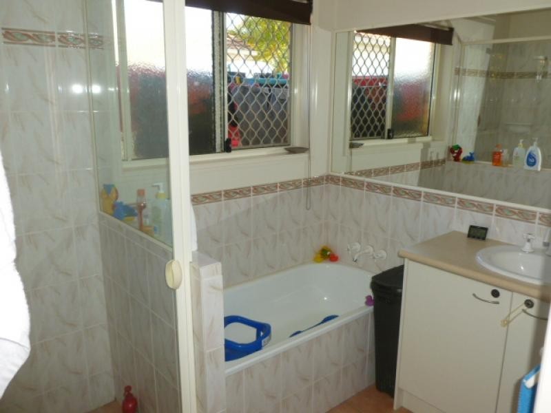 20 Honeymyrtle, Mountain Creek QLD 4557