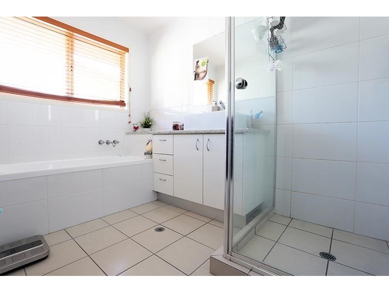 2/50 Toorumbee Drive, Mooloolaba QLD 4557