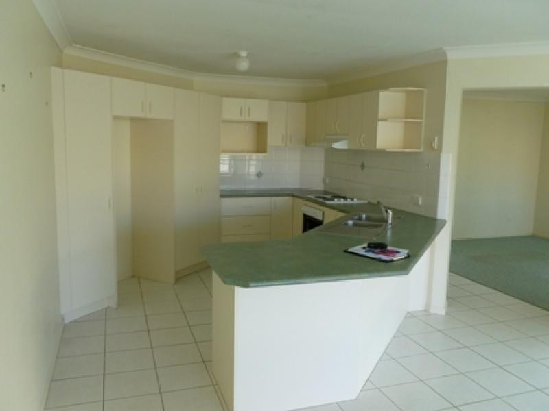 4 Honeymyrtle Court, Mountain Creek QLD 4557