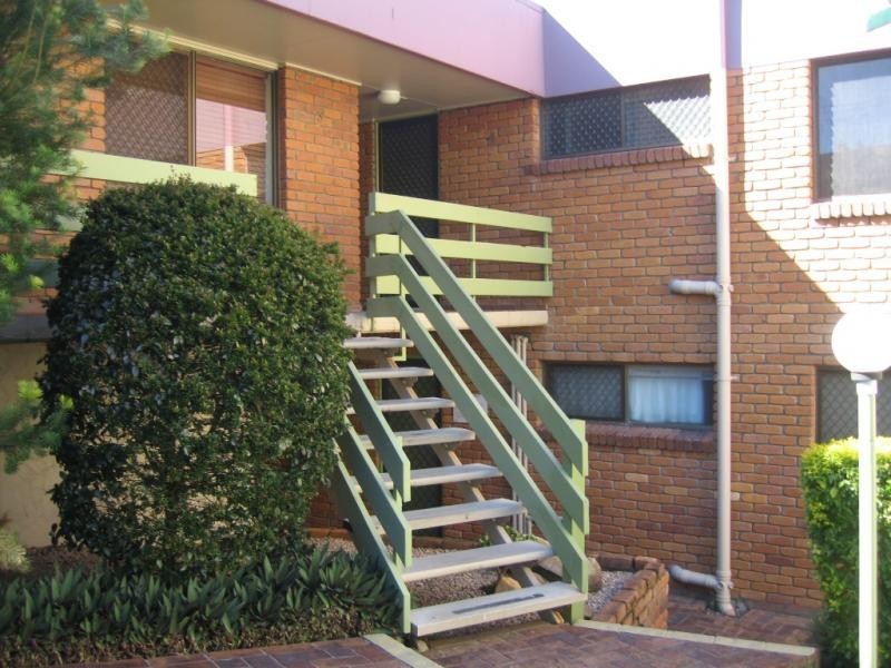 4/9 Barooga Crescent, Barooga Court, Mooloolaba QLD 4557