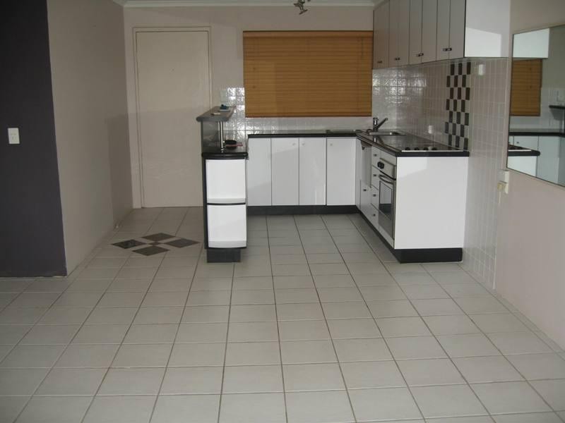4/9 Barooga Crescent, Barooga Court, Mooloolaba QLD 4557