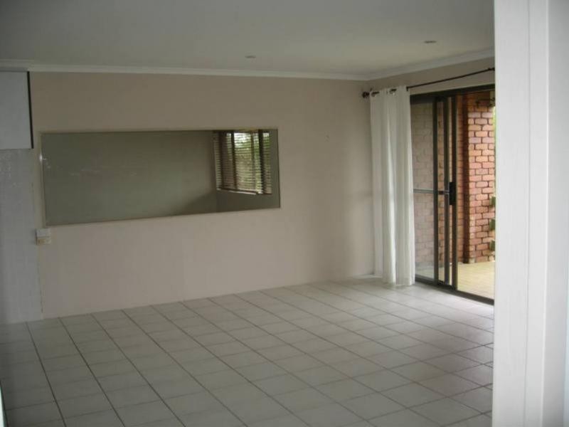 4/9 Barooga Crescent, Barooga Court, Mooloolaba QLD 4557