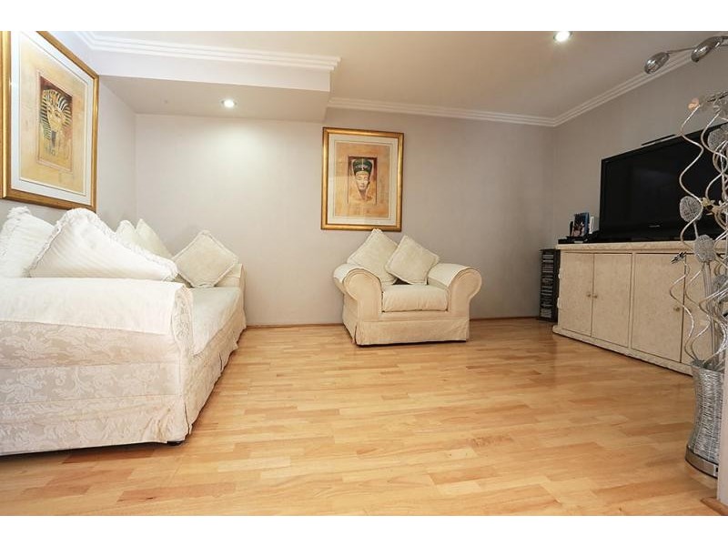 4/9 Carrothool Place, Mooloolaba QLD 4557