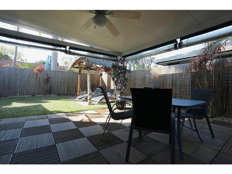 4/9 Carrothool Place, Mooloolaba QLD 4557
