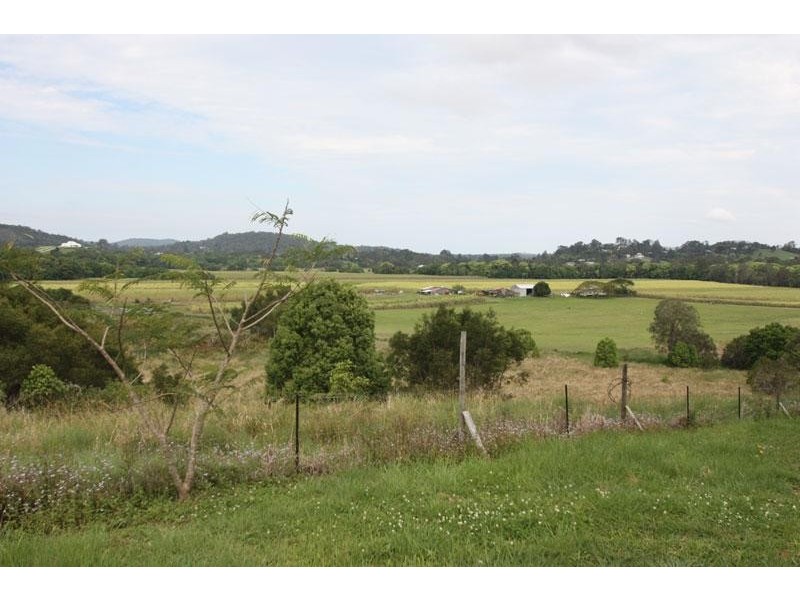 310 Memorial Avenue, Eumundi QLD 4562